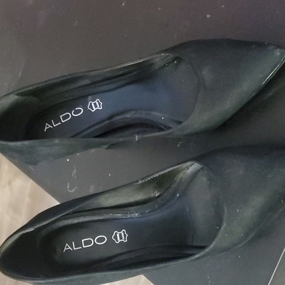 Black suede like Aldo heels